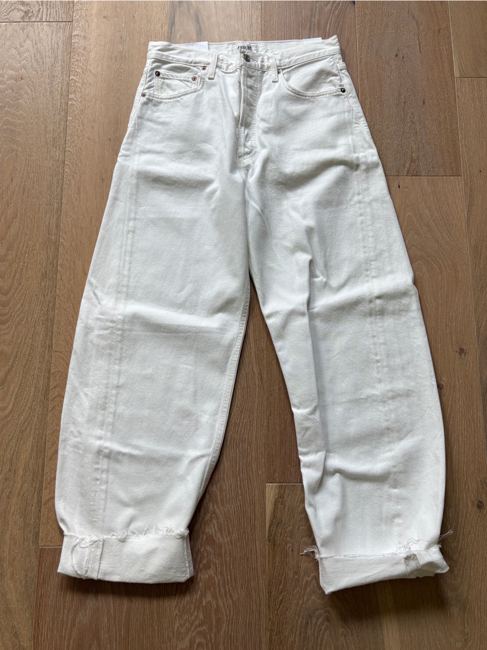 NWT Agolde Luna White 28